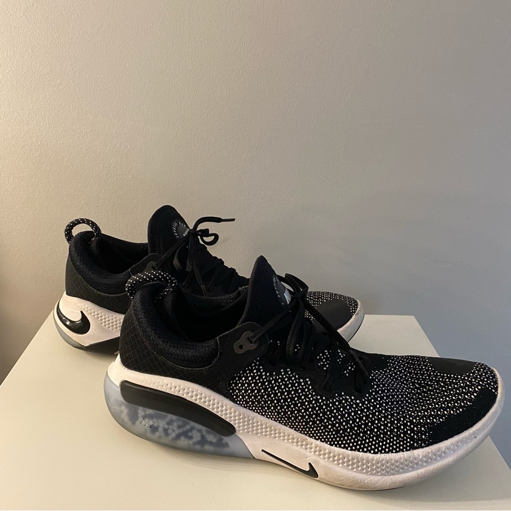 Nike Joyride Run Flyknit
